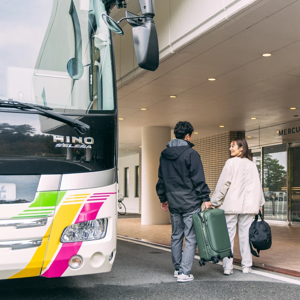 【Free hotel shuttle bus service】 More convenient access to the hotel and sightseeing